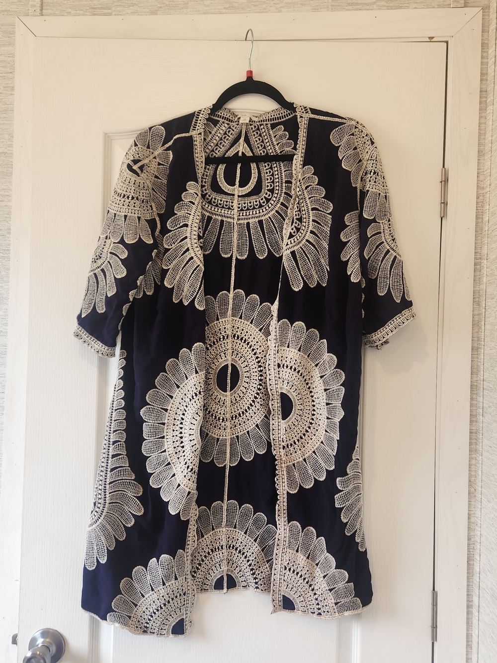 Cato Navy and Cream Embroidered Open-Front Kimono M Euc